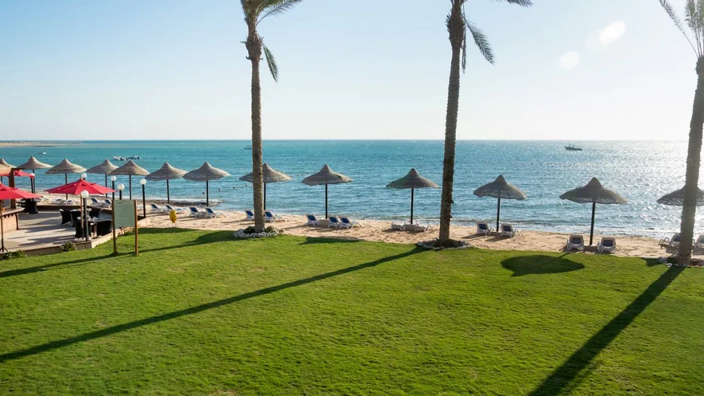 الفندق كانكون بيتش ريزورت - العين السخنة